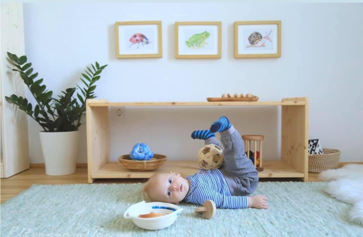 CÁCH SETUP KỆ ĐỒ CHƠI MONTESSORI TẠI NHÀ